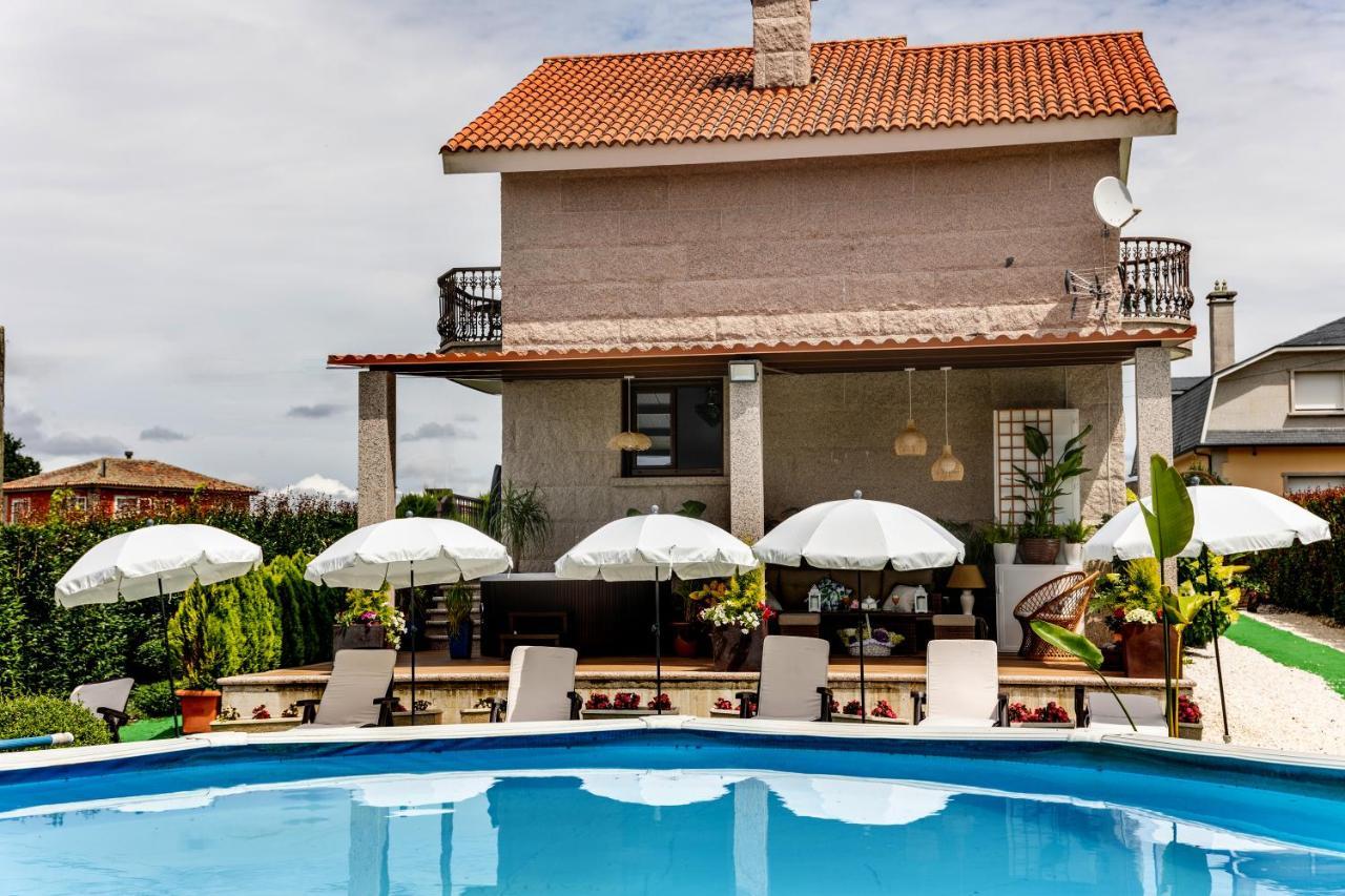 Casa Victoria Garden Con Jacuzzi Y Piscina Villa Caldas De Reis Eksteriør billede